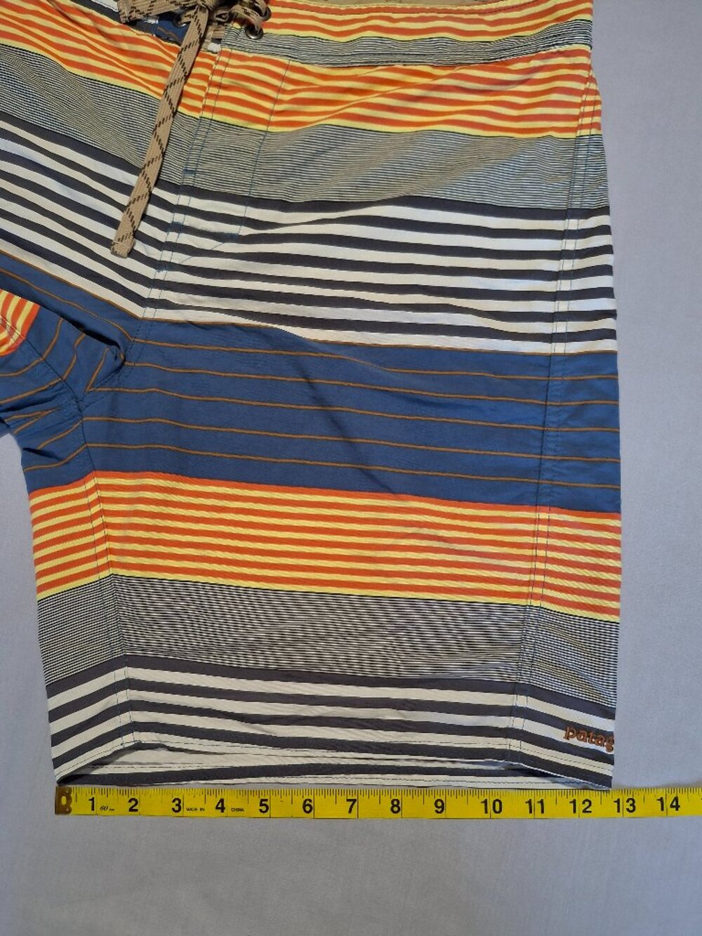 Patagonia Men's Wavefarer Striped Board Shorts - Picture 8 of 8